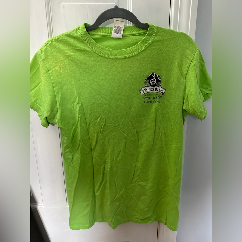 wrinkled from being folded; limited edition pirates cove adventure minigolf tee